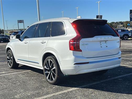 2023 Volvo XC90 B6 Plus 7-Seater