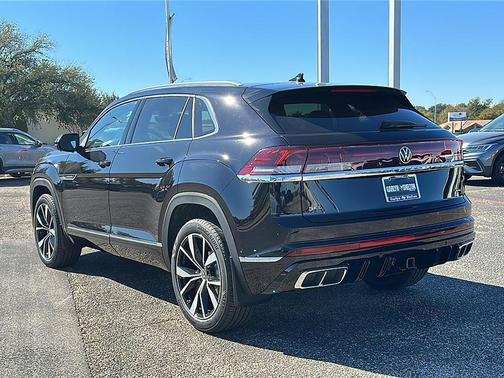2026 Volkswagen Atlas Cross Sport 2.0T SEL Premium