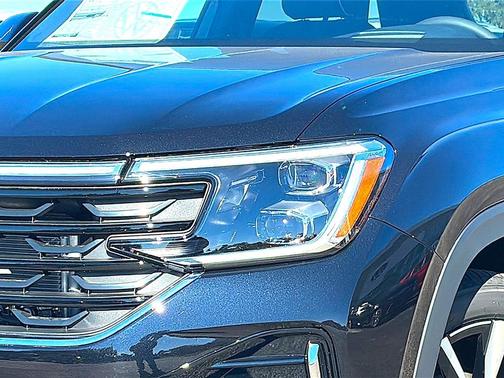 2026 Volkswagen Atlas Cross Sport 2.0T SEL Premium