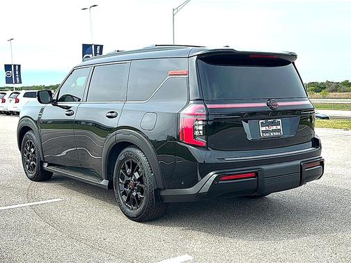 2025 Nissan Armada PRO-4X 4WD