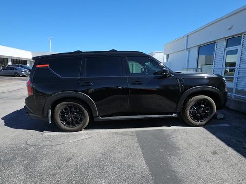 2025 Nissan Armada PRO-4X 4WD