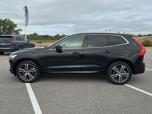 2018 Volvo XC60 T5 Momentum