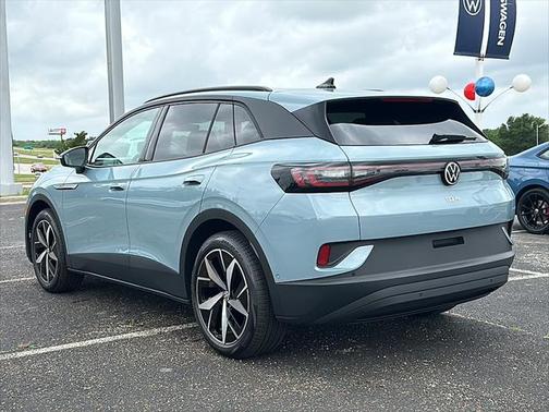 2025 Volkswagen ID.4 Pro