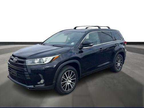 2017 Toyota Highlander SE