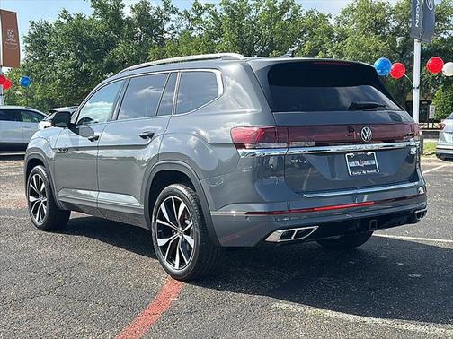 2025 Volkswagen Atlas 2.0T SEL Premium R-Line 4MOTION