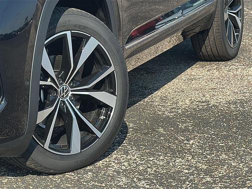 2026 Volkswagen Atlas 2.0T SEL Premium R-Line 4MOTION