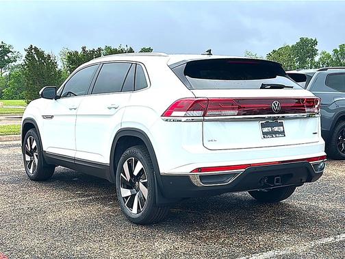 2026 Volkswagen Atlas Cross Sport 2.0T SEL