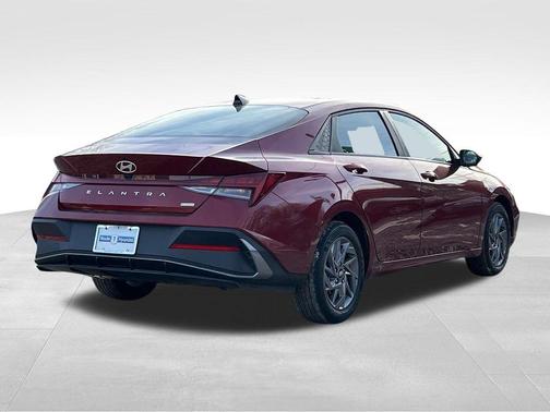 2024 Hyundai ELANTRA HEV Blue
