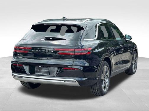 2025 Genesis Electrified GV70 Advanced
