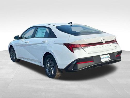 2025 Hyundai ELANTRA HEV Blue