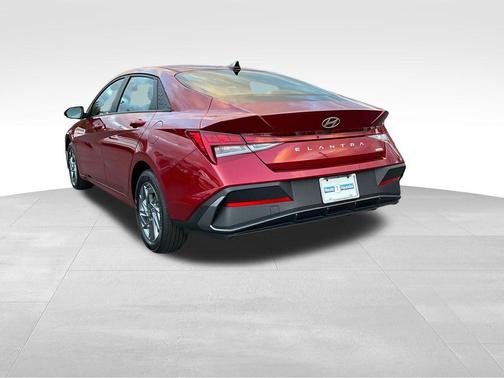 2024 Hyundai ELANTRA HEV Blue