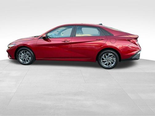 2024 Hyundai ELANTRA HEV Blue