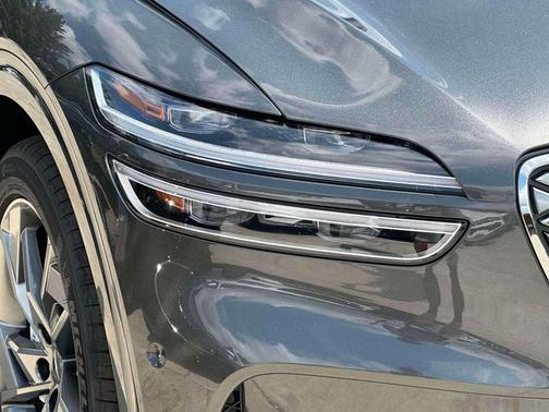 2025 Genesis Electrified GV70 Advanced