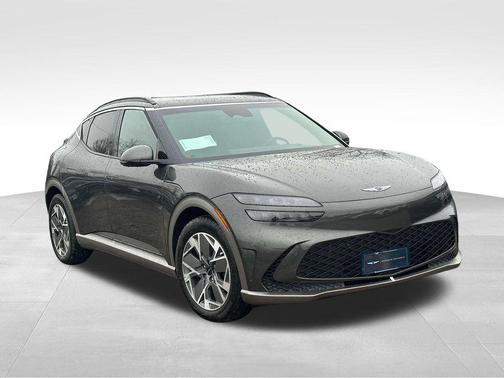 2025 Genesis GV60 Standard