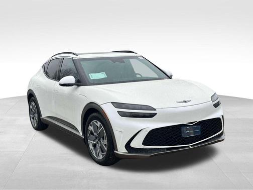 2025 Genesis GV60 Standard