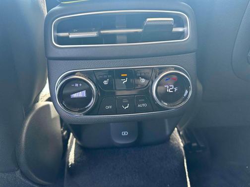 2025 Genesis Electrified GV70 Advanced