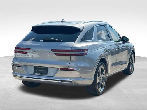 2025 Genesis Electrified GV70 Advanced