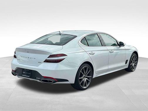 2025 Genesis G70 2.5T