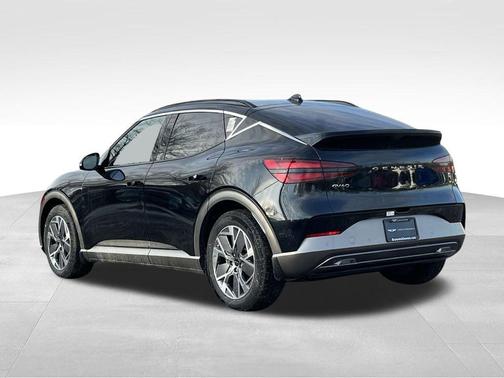 2025 Genesis GV60 Standard