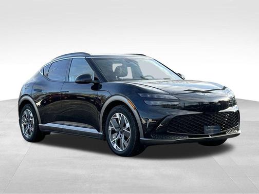2025 Genesis GV60 Standard