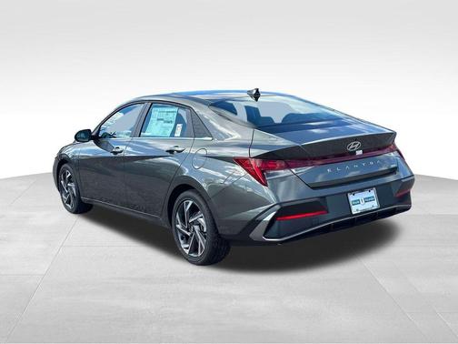 2025 Hyundai ELANTRA HEV Limited