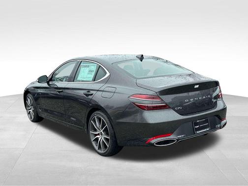 2025 Genesis G70 2.5T
