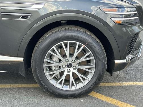2025 Genesis GV80 2.5T