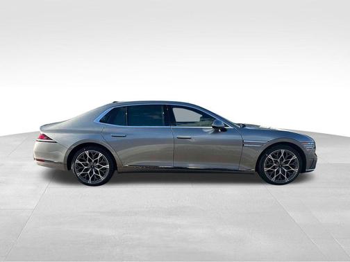 2025 Genesis G90 3.5T e-SC