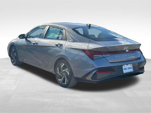 2025 Hyundai ELANTRA HEV Limited