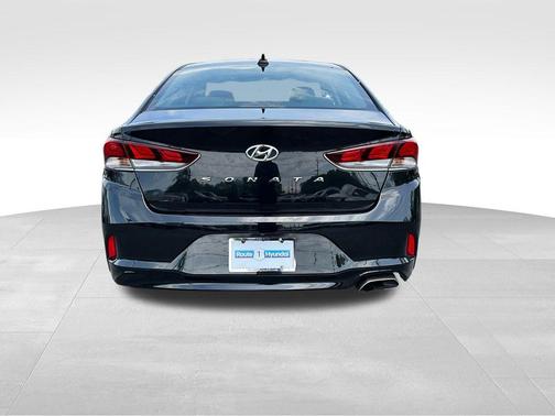 2018 Hyundai SONATA SEL