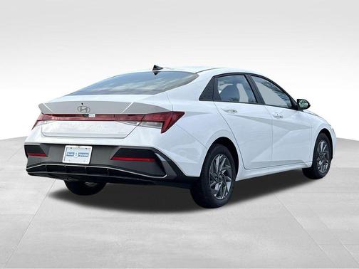2025 Hyundai ELANTRA HEV Blue