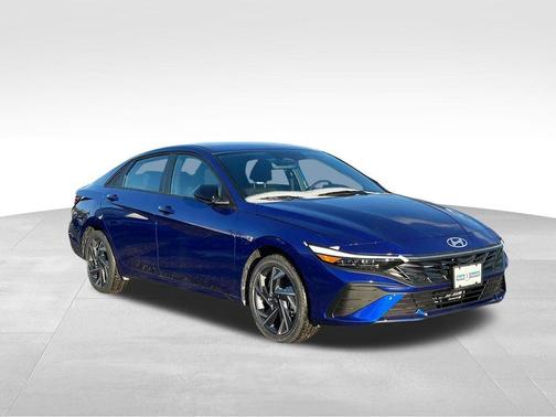 2025 Hyundai ELANTRA HEV SEL Sport