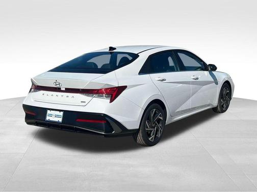 2025 Hyundai ELANTRA HEV Limited