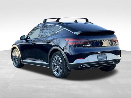 2025 Genesis GV60 Standard