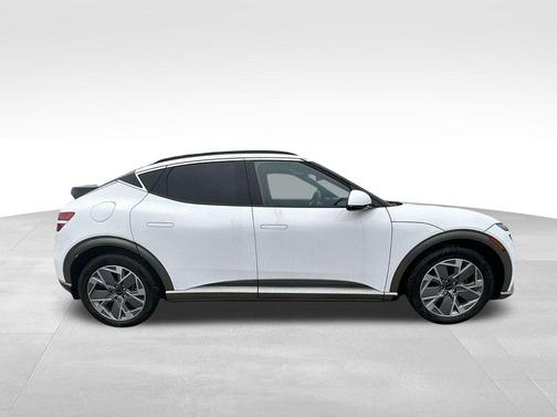 2025 Genesis GV60 Standard
