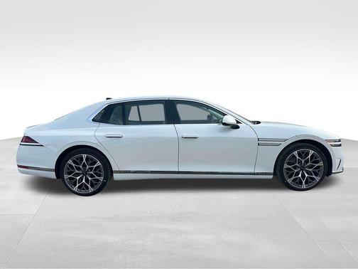 2025 Genesis G90 3.5T e-SC