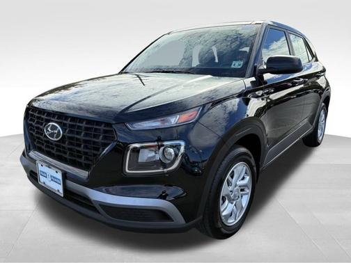 2025 Hyundai VENUE SE