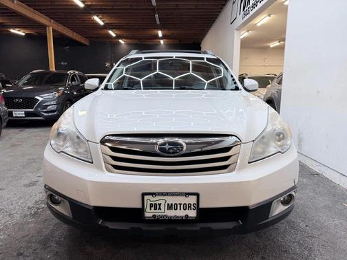 2012 Subaru Outback 2.5i Premium