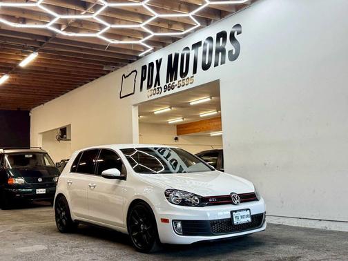 2014 Volkswagen GTI Wolfsburg Edition