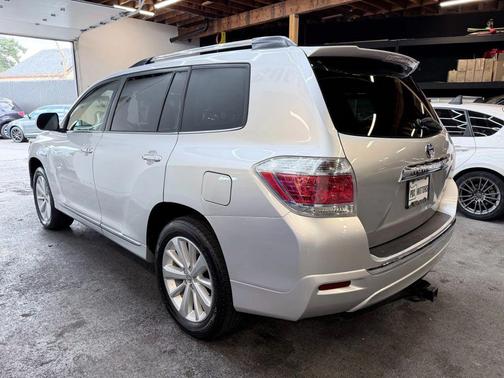 2011 Toyota Highlander Hybrid Limited