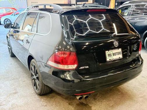 2011 Volkswagen Jetta SportWagen TDI