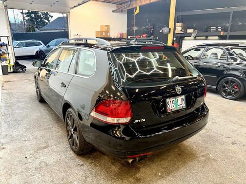 2014 Volkswagen Jetta SportWagen DSG TDI w/Sunroof & Nav