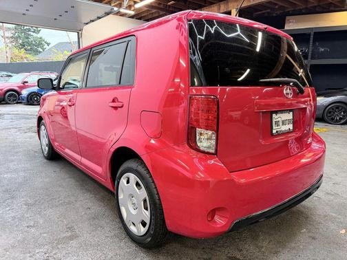 2013 Scion xB 10 Series