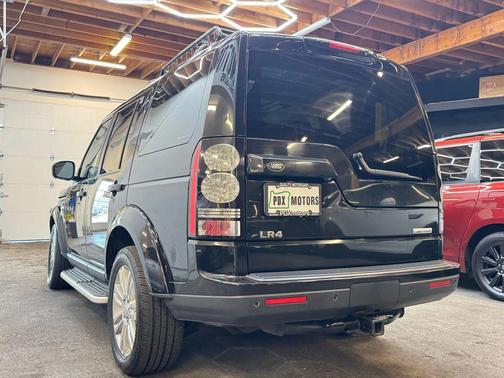 2015 Land Rover LR4 Base