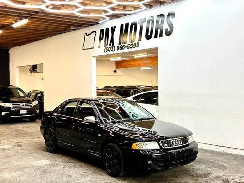 Brilliant Black Clearcoat 2001 Audi S4 quattro