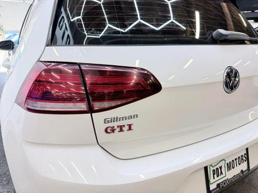 2019 Volkswagen Golf GTI 2.0T S 4-Door
