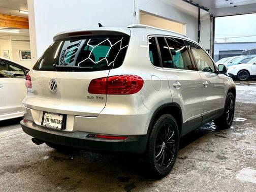 2012 Volkswagen Tiguan SE