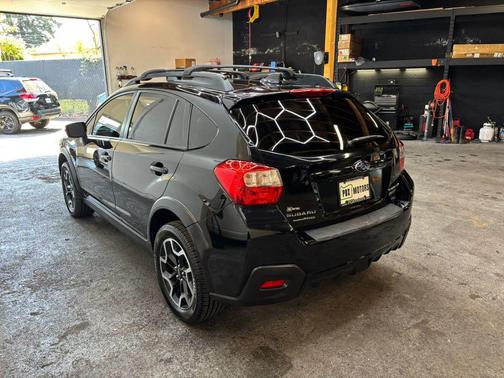 Dark Gray Metallic 2016 Subaru Crosstrek 2.0i Limited