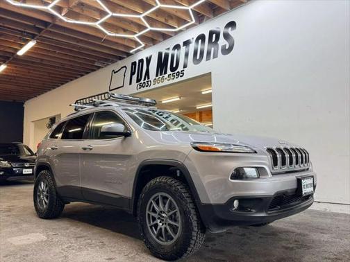 2017 Jeep Cherokee Sport