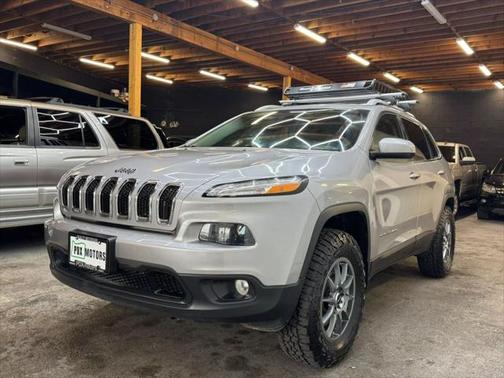 2017 Jeep Cherokee Sport